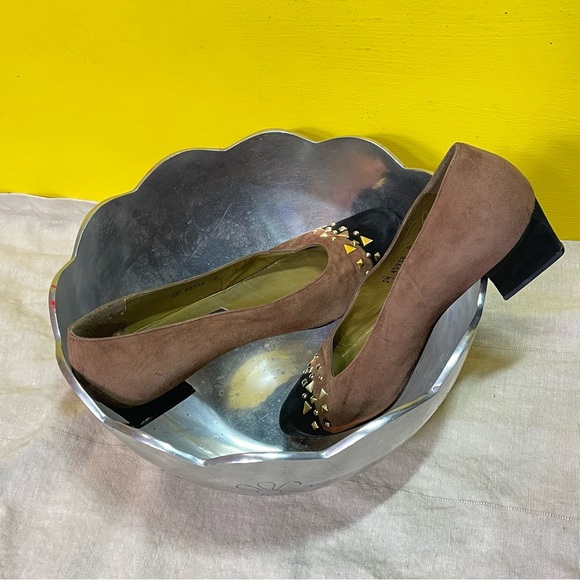 Stuart Weitzman Vintage Suede Pumps Kitten Heels Brown and Black size 7 - Picture 10 of 10